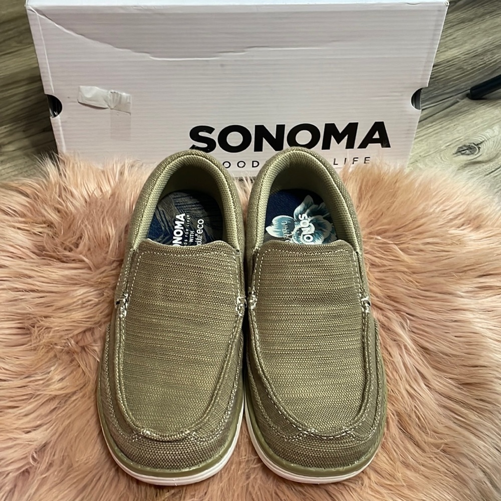 Sonoma Morris Tan Slip On size 8.5 NWT